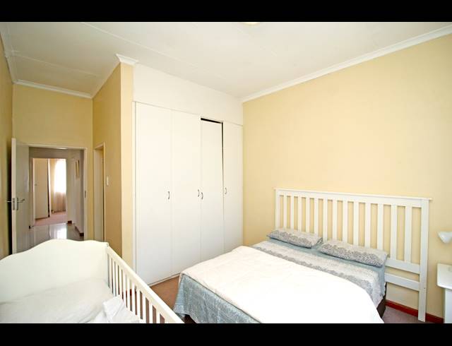 2 BEDROOM APARTMENT FOR SALE IN BUCCLEUCH